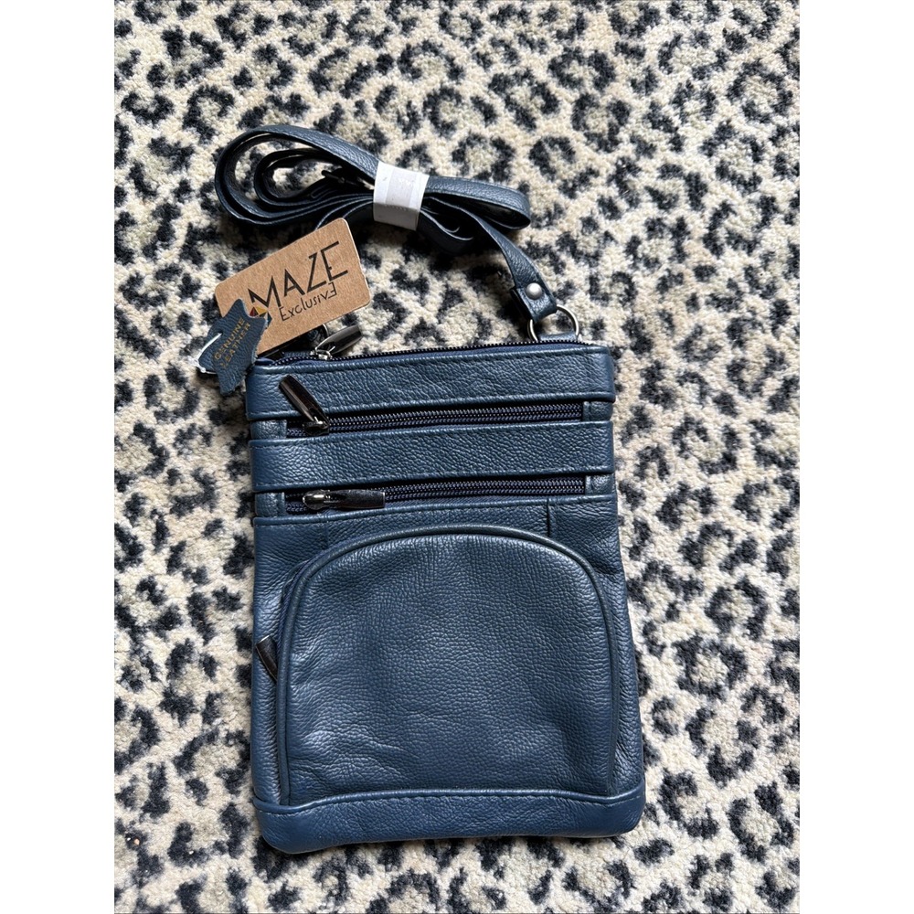 NEW Maze Exclusive Genuine Soft Leather Crossbody Purse Navy Blue 5 Zip Pockets